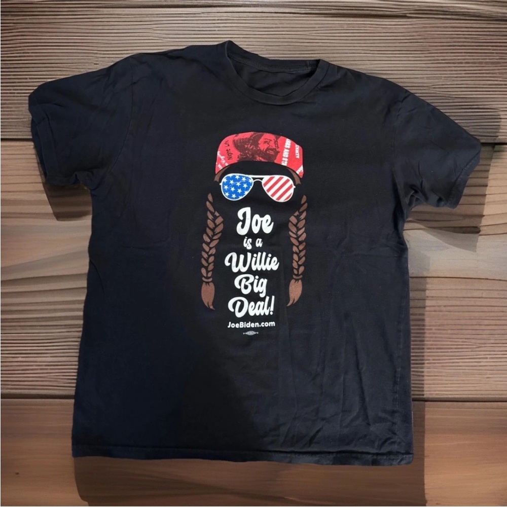 Joe Biden Willie Nelson Funny Political T Shirt “Willie Big Deal” L Black